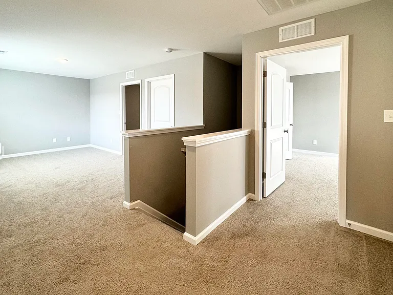 8077 Driftwood Loop — Photo 27