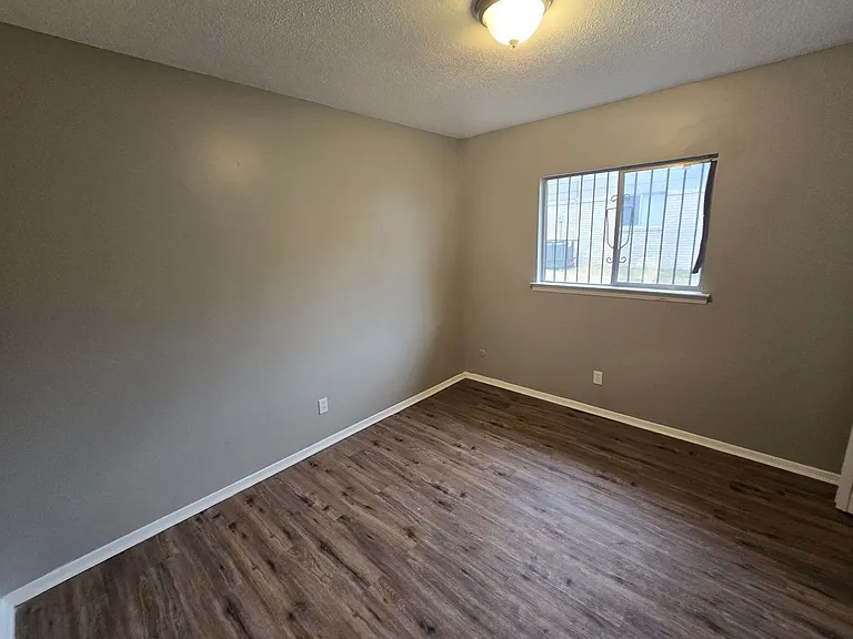 49 Saxony Cir — Photo 10