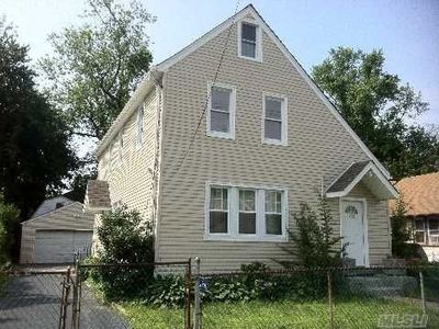 206 Yale St, Hempstead, NY, 11550