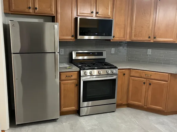 69 Calumet St, Boston, MA