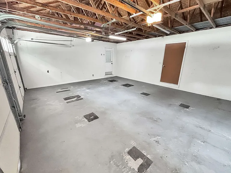 2407 Josh Ct SW — Photo 24