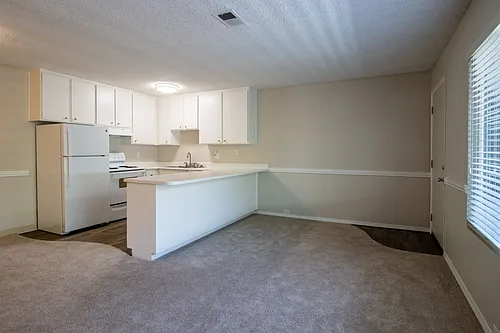 Near Everything, All Amenities! 1616 Q Street, Camellia Court Apartments Photo 1