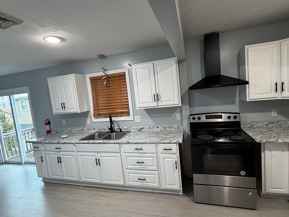 1st image of 73 Home St #73