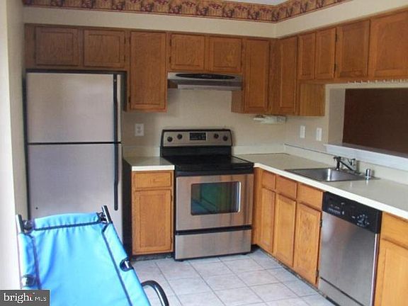 2nd image of 7400 Emerald Dr