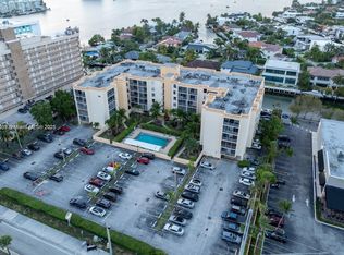 2935 NE 163rd St APT 2Q, North Miami Beach, FL 33160