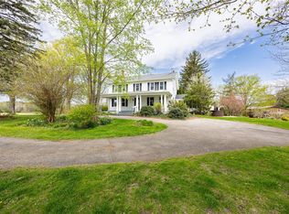 2414 Daansen Rd, Palmyra, NY 14522