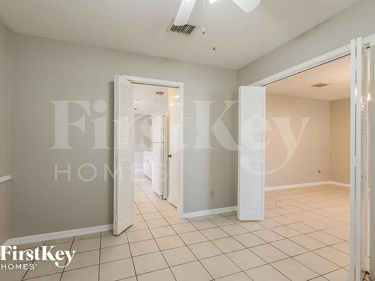 222 Magic Oaks Dr — Photo 7