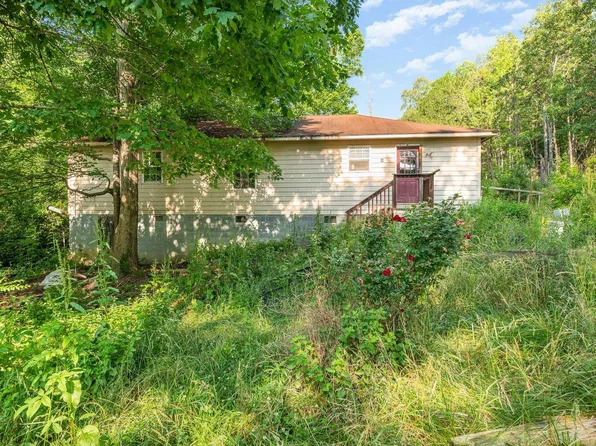 746 Burnt Mill Rd, Blacksburg, SC 29702