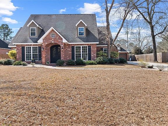 2nd image of 423 River Oaks Dr