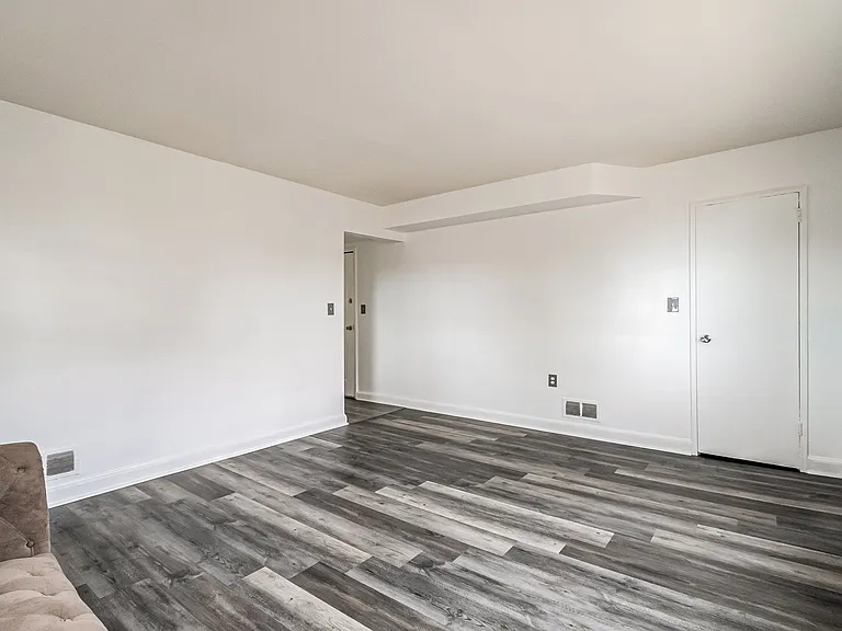 5020 Astor Pl SE — Photo 5