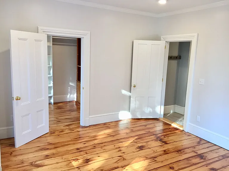 40 Spruce Street — Photo 10