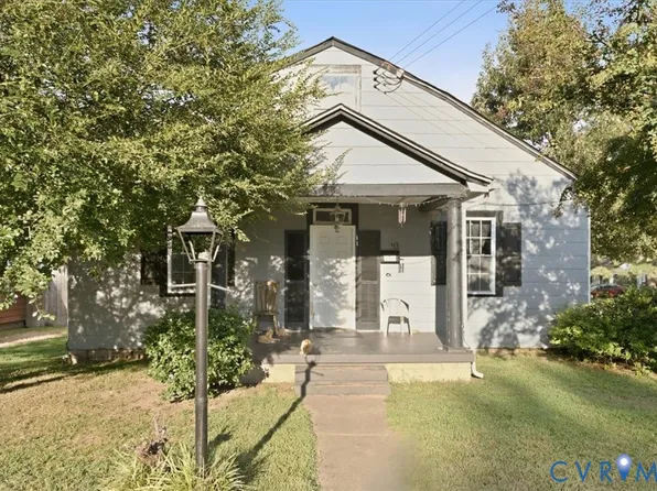 43 Summit St, Petersburg, VA 23803