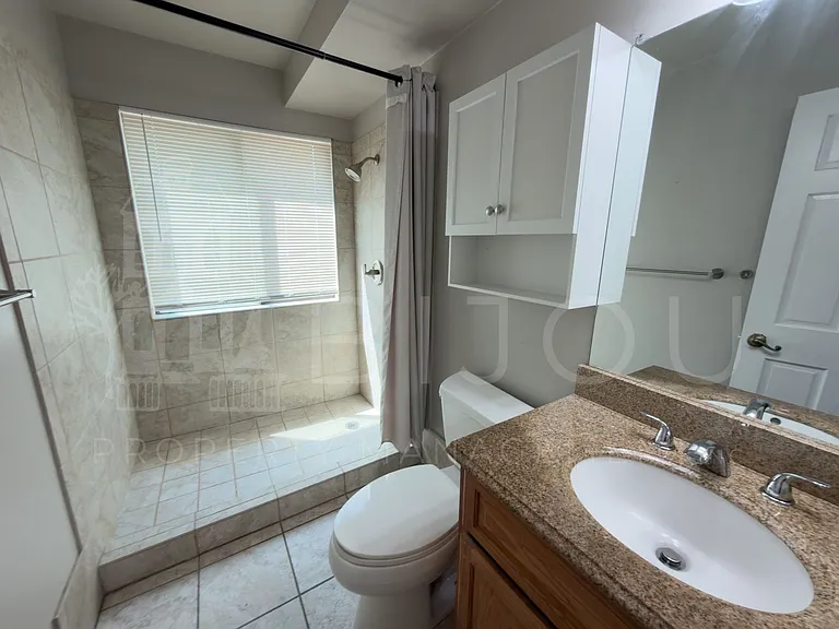 963 Bayfield Way — Photo 6