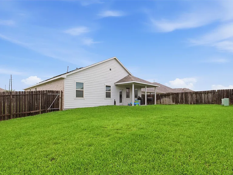 4110 Magliana Ln — Photo 14