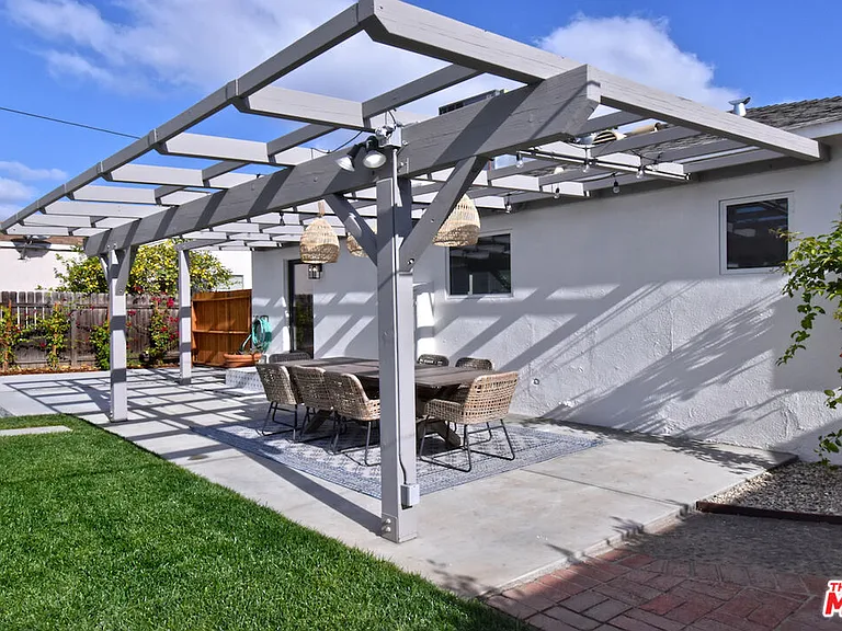 6167 Costello Ave — Photo 41