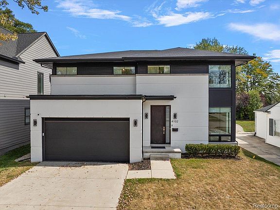 2nd image of 4102 Woodland Ave
