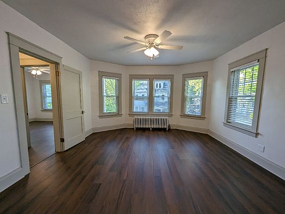 2nd image of 58 Sullivan St #2