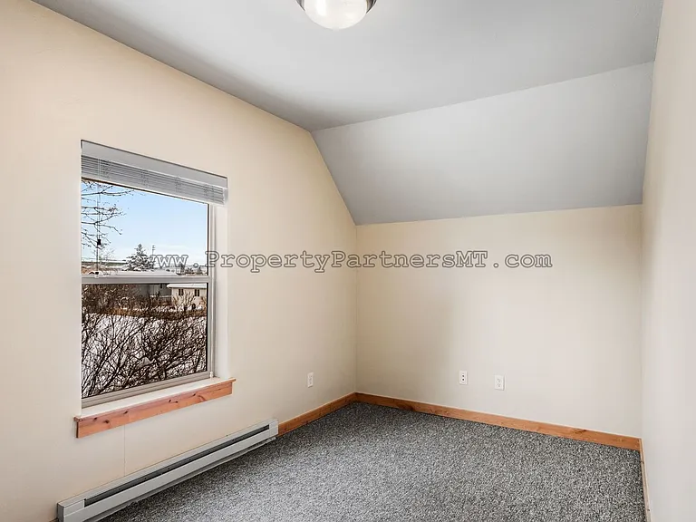 215 N Quaw Blvd — Photo 17