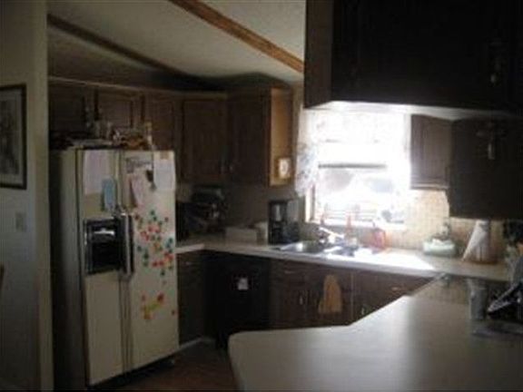 4th image of 233 County Road 4187