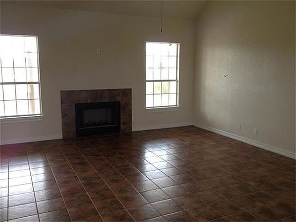 4th image of 308 Brushy Creek Trl
