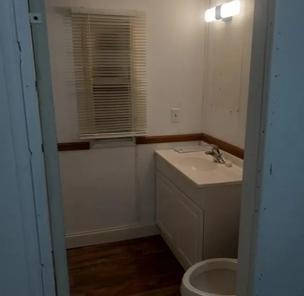 625 Allen St #5 — Photo 5