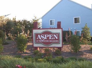 Aspen Dr, Plainsboro, NJ 08536