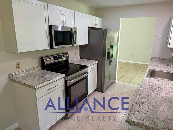 2nd image of 2609 Sedgefield Ave