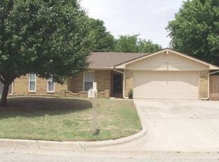 8921 Kenny Cir, Oklahoma City, OK 73132