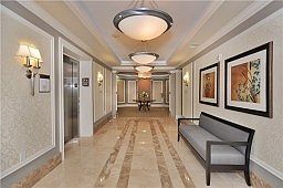 3rd image of 87 Four Seasons Dr