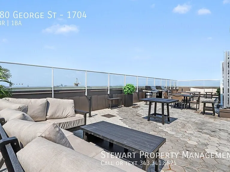 180 George St #1704 — Photo 9