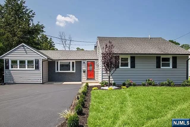 1st image of 347 Forest Avenue