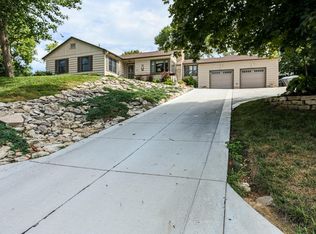 121 Kenmore Ave, Council Bluffs, IA 51503