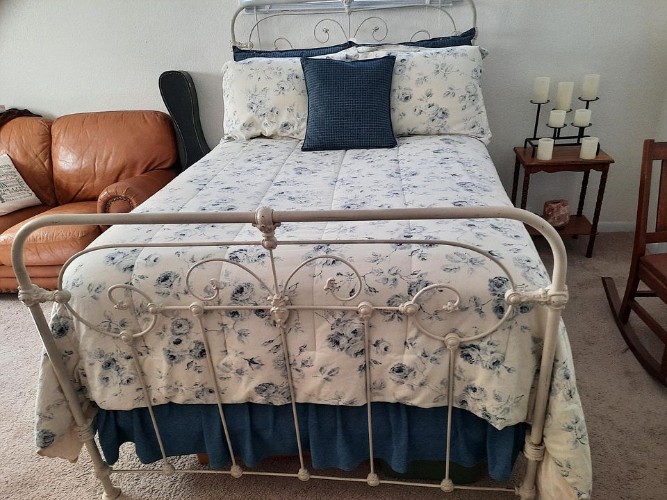 2nd image of 5802 Bourne Pl APT A