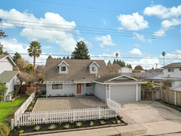 1956 Newport Ave, Santa Cruz, CA 95062