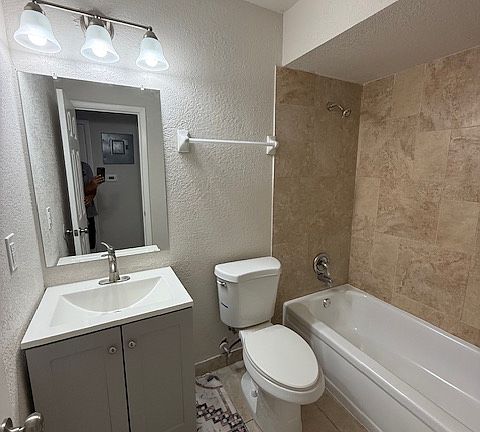 2nd bathroom