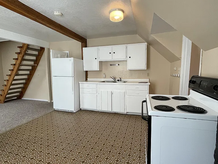 409 S Brooks St #2 — Photo 3