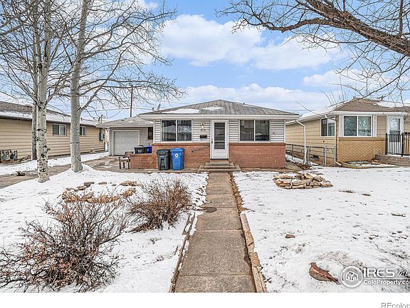 2nd image of 901-903 W Kelly Dr
