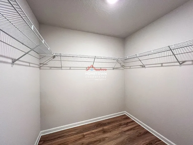 6351 Burrow Ln — Photo 14