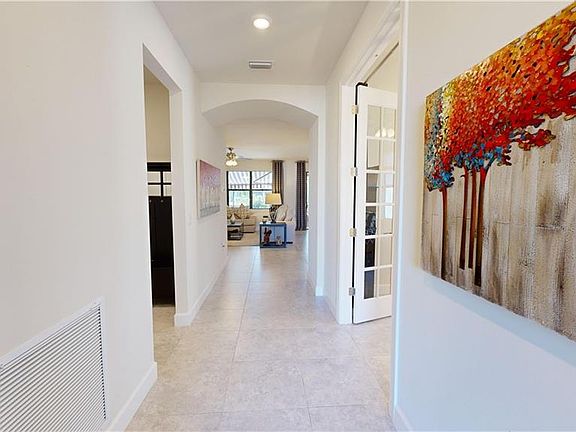 4th image of 5952 Prosperity LN