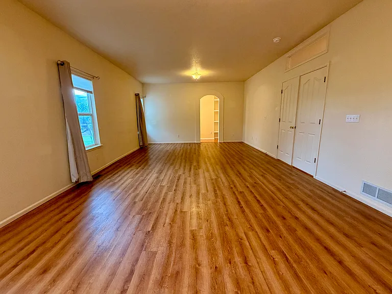 1766 Preston Dr — Photo 21
