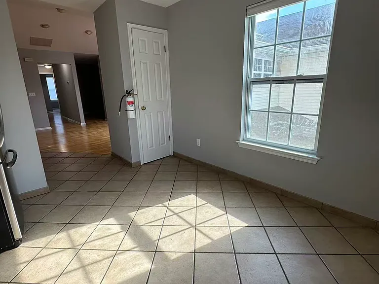 168 Potomac Dr — Photo 7