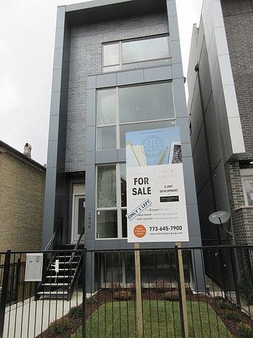 1st image of 1836 W Armitage Ave #3