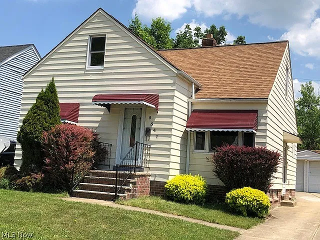 5541 Elmwood Ave photo 1