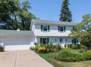 7242 Willow Way, Fairview, PA 16415