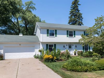 7242 Willow Way, Fairview, PA, 16415