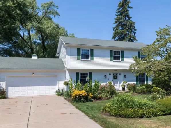 7242 Willow Way, Fairview, PA 16415