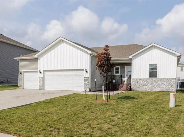 5418 145th St, Urbandale, IA 50323