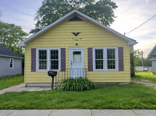 529 N 2nd St, Watseka, IL 60970