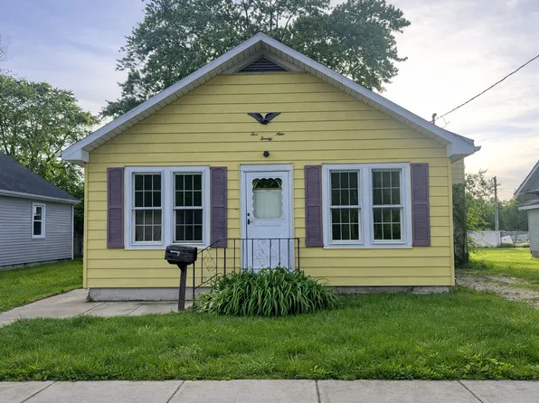529 N 2nd St, Watseka, IL 60970