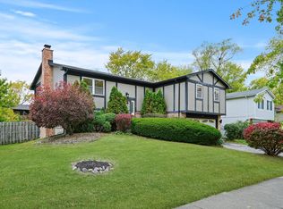 50 Cloverleaf Rd, Matteson, IL 60443